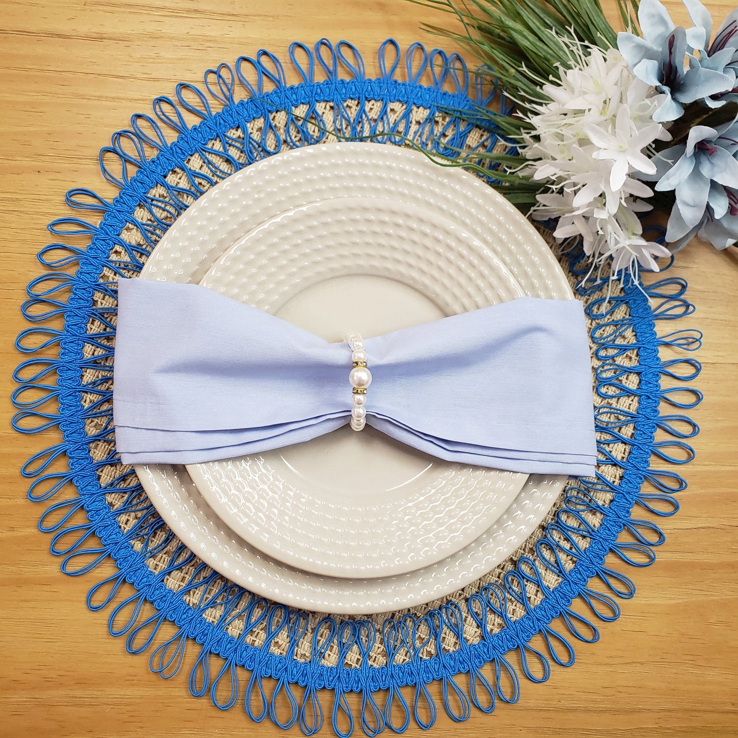 Charlo's Set of 2 Blue Sustainable Brazilian Jute Liz Round Placemats Sousplat 16" dia-4