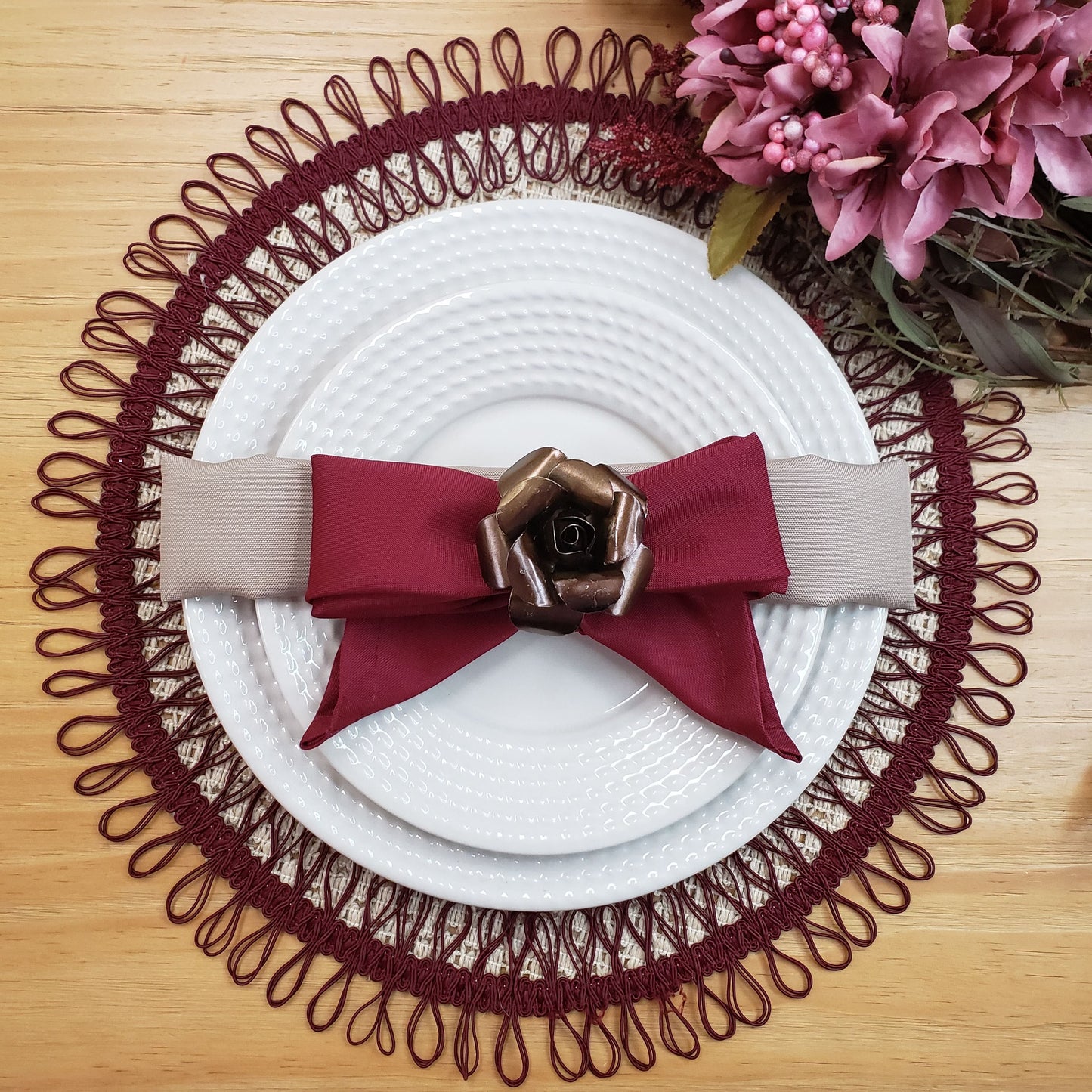 Charlo's Set of 2 Red Wine Sustainable Brazilian Jute Liz Round Placemats Sousplat 16" dia-1