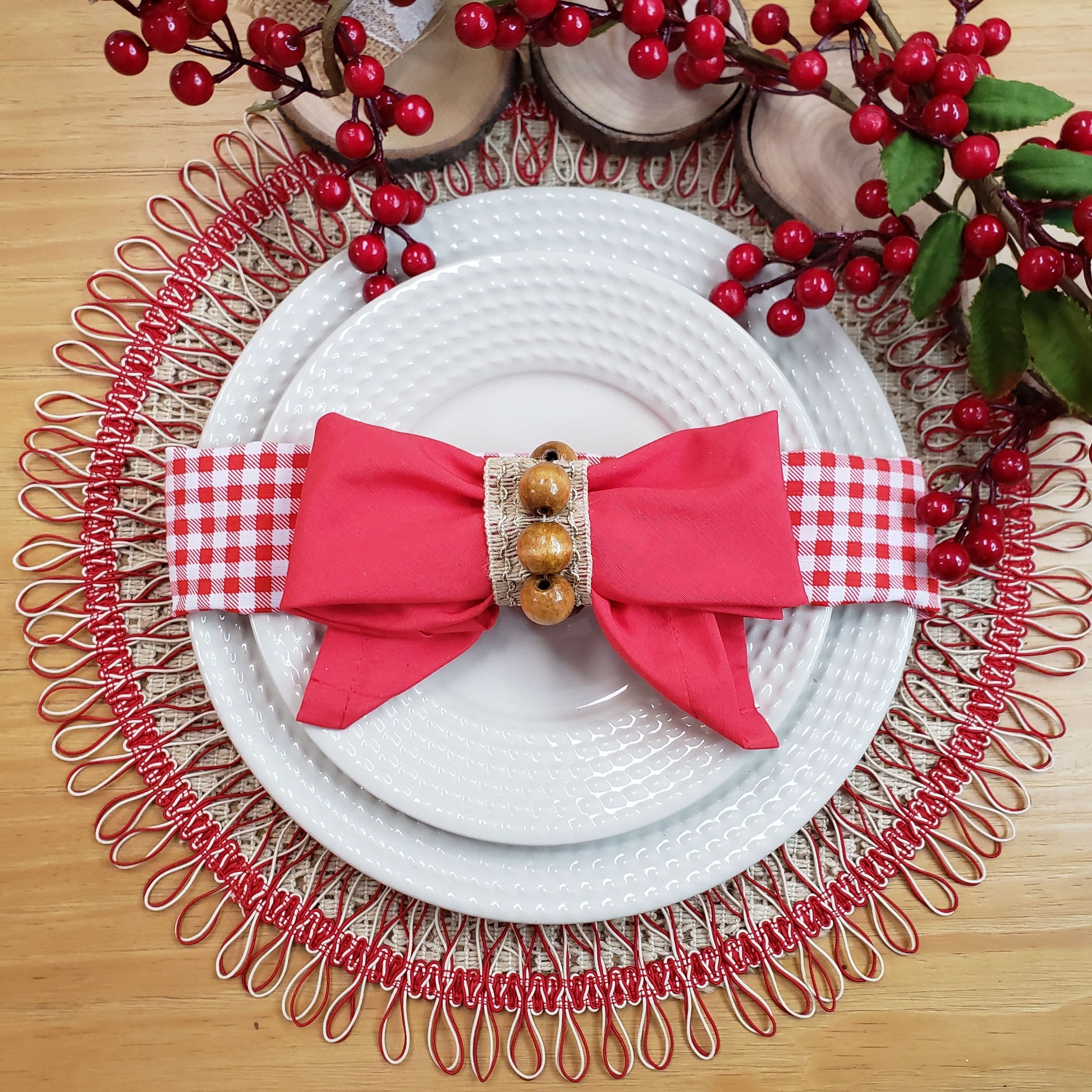 Charlo's Set of 2 Red Beige Sustainable Brazilian Jute Liz Round Placemats Sousplat 16" dia-1