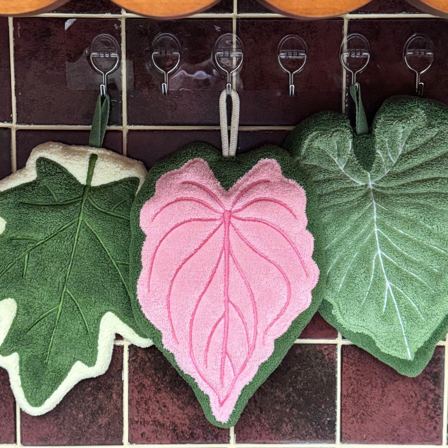 Set of 3 Modern Leaf Hanging Hand Towel