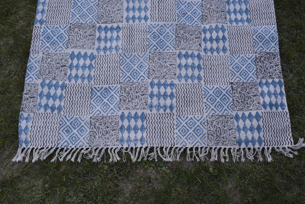 INDIGO DYED HANDWOVEN BLOCK PRINTED COTTON RUG WITH FLORAL DESIGN-2