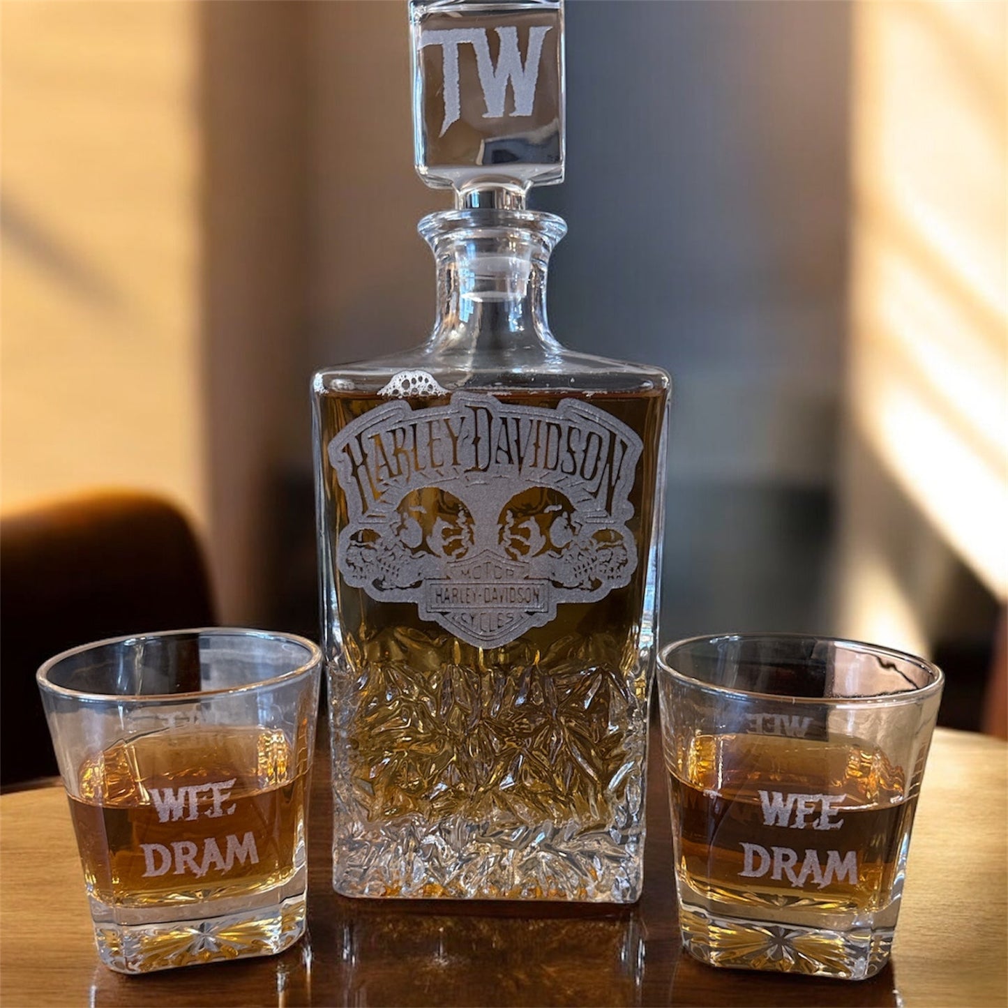 Personalized Rectangle Whiskey Decanter Set – Custom Engraved Decanter and Glasses for Men, Weddings, or Special Occasions