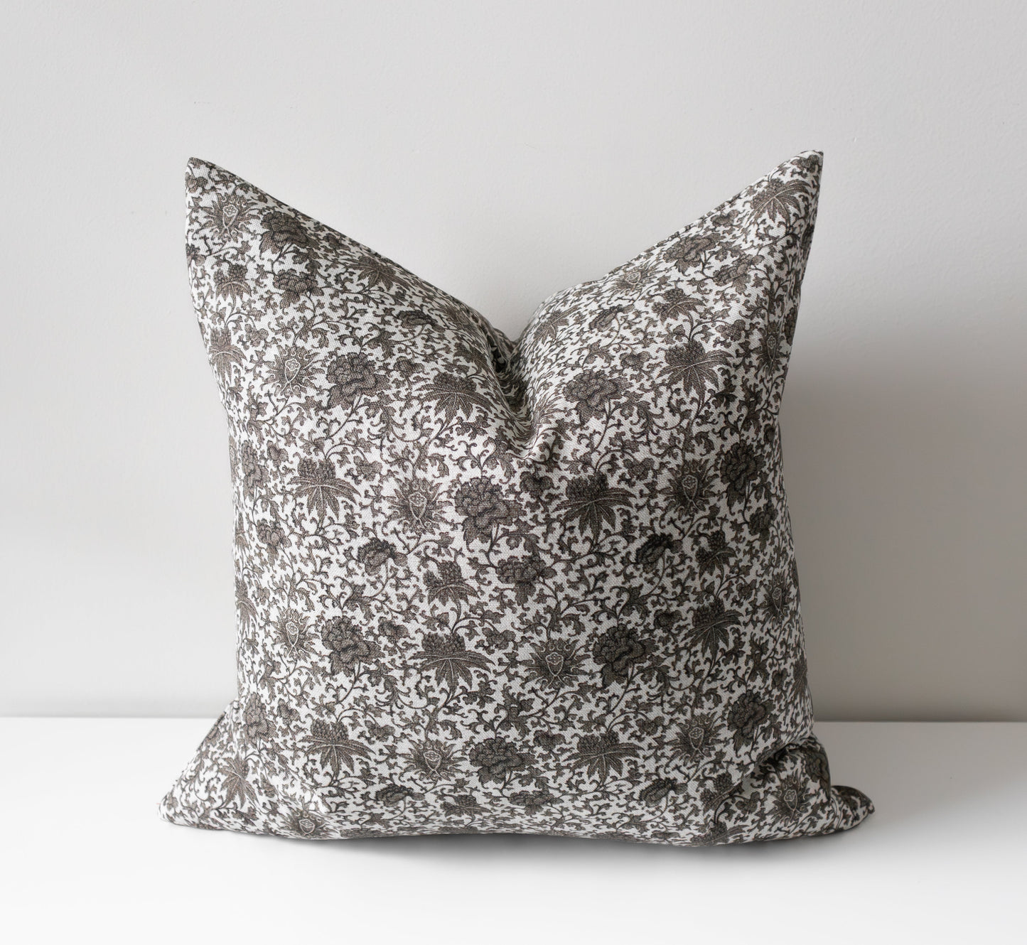 Amelia | Vintage Floral Pillow Cover