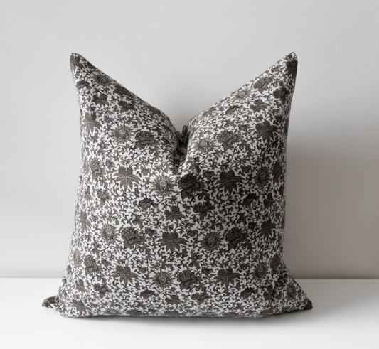 Amelia | Vintage Floral Pillow Cover