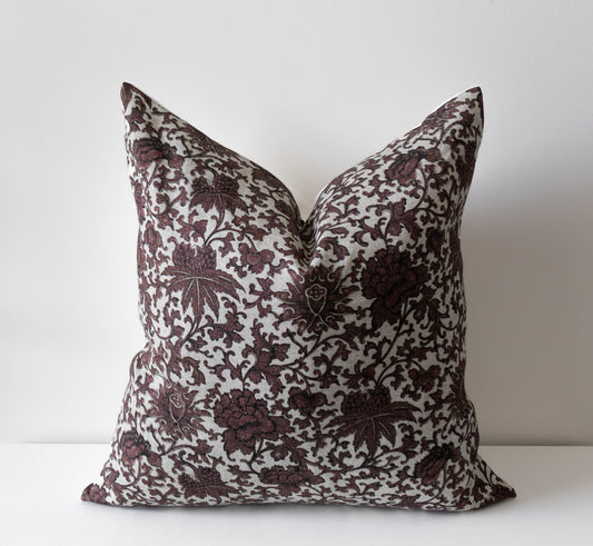 Eleanor | Vintage Floral Pillow Cover