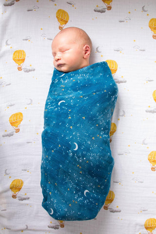 Organic Swaddle Set - Fly Me To The Moon (Starry Night & Hot Air Balloon)-1