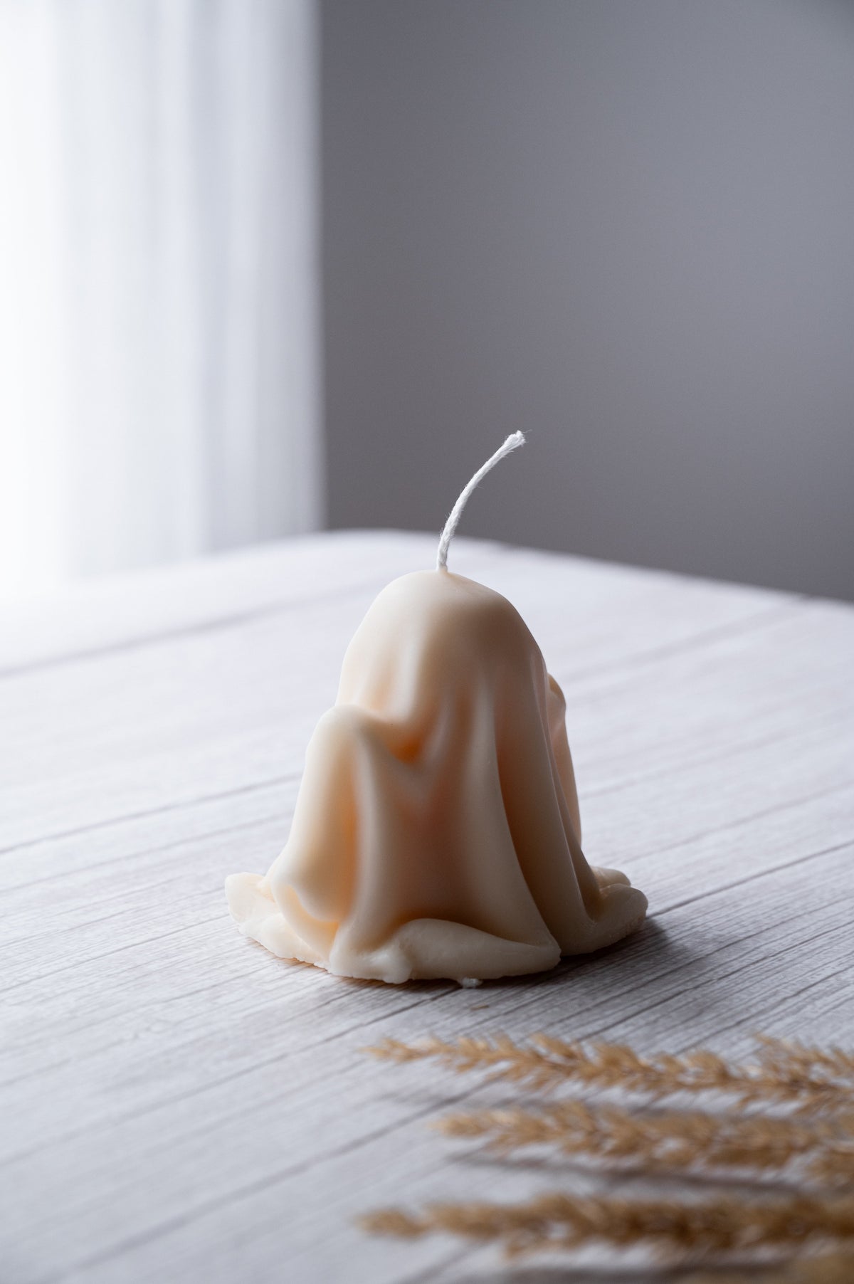 Cutie Ghost Soy Wax Candle for Enchanting Halloween