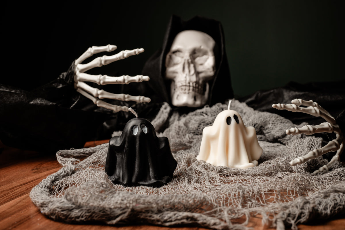 Cutie Ghost Soy Wax Candle for Enchanting Halloween
