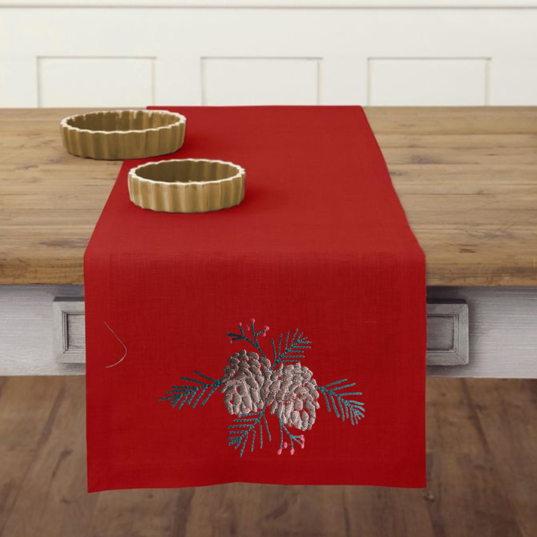 Acorn Motif Table Runner