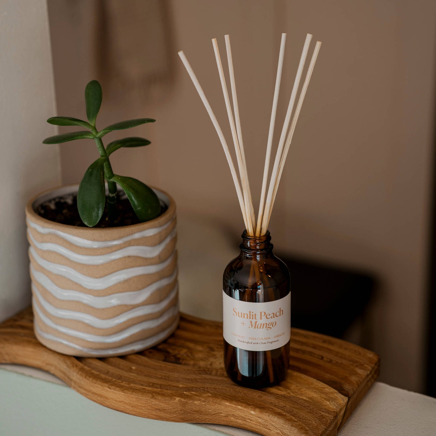 Sunlit Peach + Mango Reed Diffuser