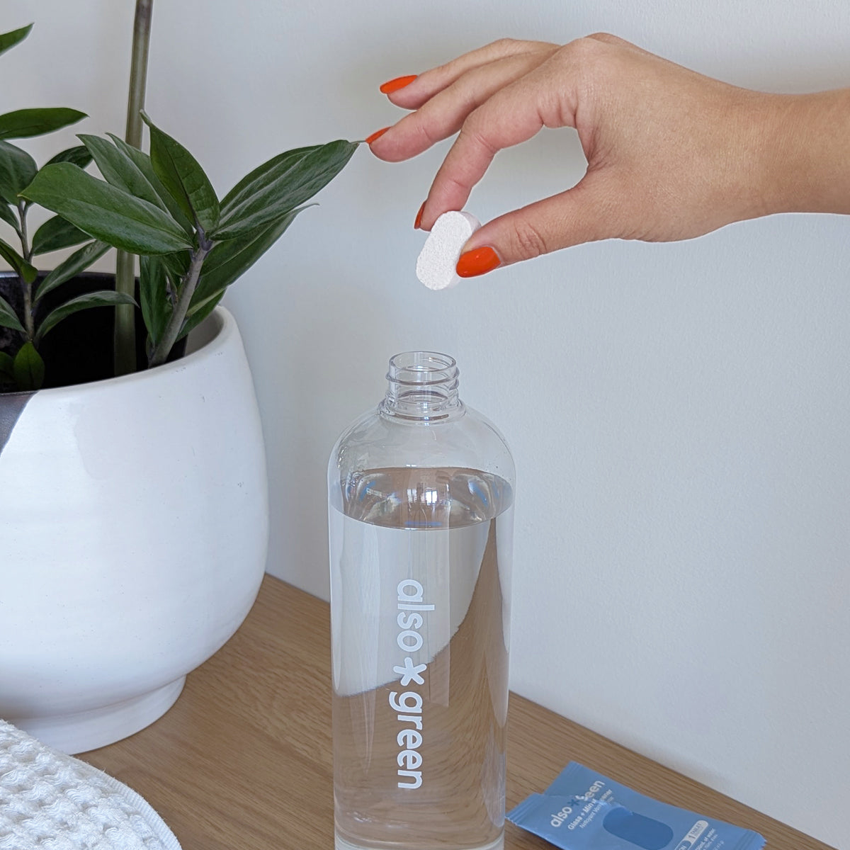 Glass + Mirror Cleaner Spray Kit