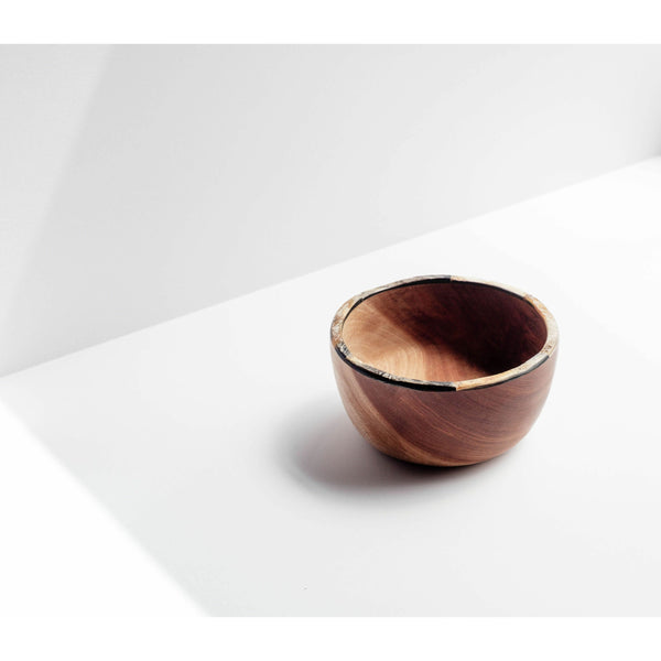 Small Bowl with Horn Rim